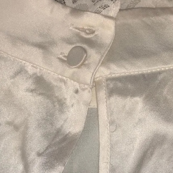 Frame Silk Lace Cuff Top - Picture 9 of 13